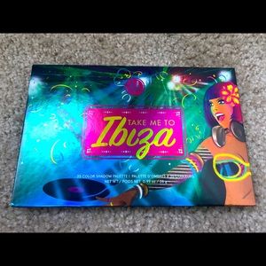 Take Me To Ibiza Eyeshadow Palette by BH Cosmetics